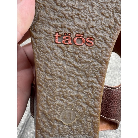 Taos Women's Carousel 3 Tan Leather Wedge Sandals Size 41 US 10 Comfort Casual - Picture 12 of 13